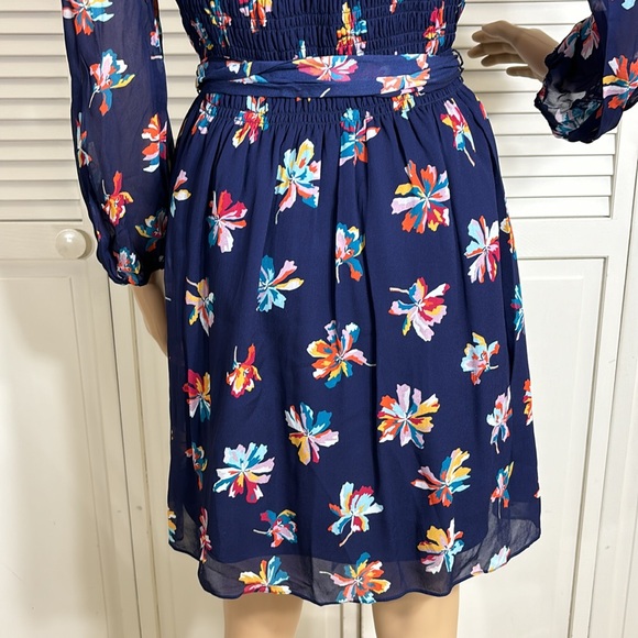 Shoshanna Smocked Floral Short Dress with Long Sleeves Size 8 - Picture 13 of 16